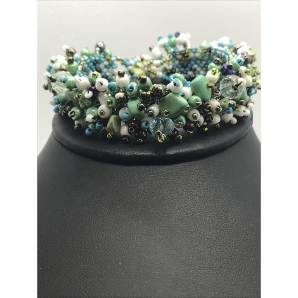 Turquoise Chips beaded bracelet 7 inches mixed Beads seed chips Adjustable Boho